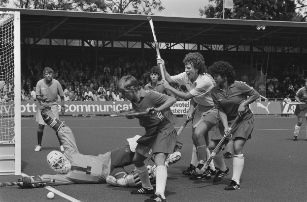 Kanadische Frauen gehen Druck vor der Flag Football Weltmeisterschaft nach