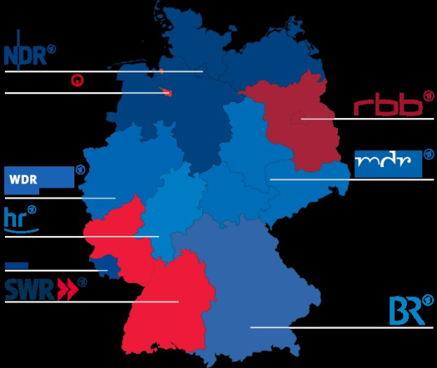 Eine Deutschlandkarte mit in rot und blau hervorgehobenen Bundesländern, die die Wahlergebnisse von 2016 mit Kandidatennamen und Wahltermindetails zeigt.