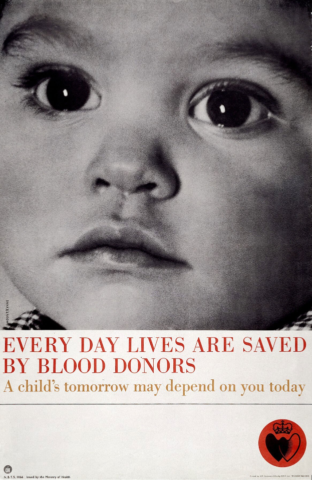 Plakat mit ernstem Kindergesicht in der Mitte, umgeben von fettem schwarzem Text: "Jeden Tag rettet Blutspenden Leben."