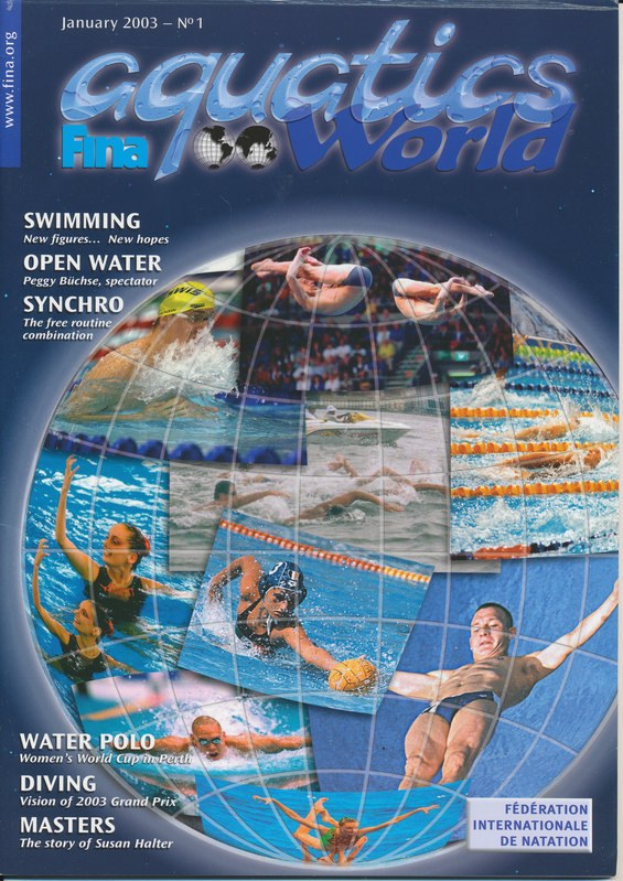 Titelbild der Januarausgabe 2003 des Aquatics FINA World Magazins, das synchronisierte Schwimmer in Bewegung unter einem hellblauen Himmel mit tiefblauem Wasser zeigt.